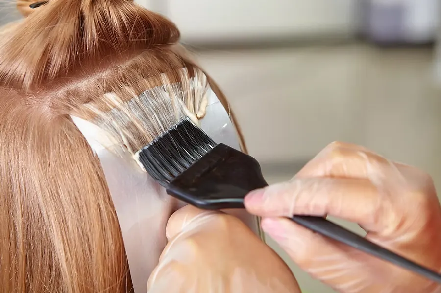 Bond-Repairing rambut