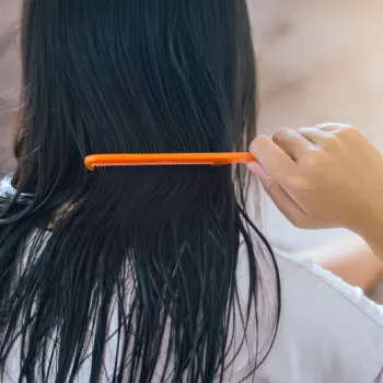 Sering Sisiran Saat Rambut Basah