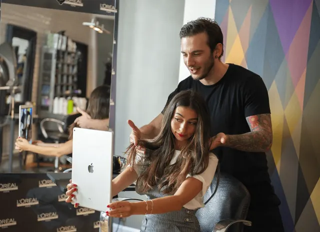 Rahasia Hair Stylist: 5 Cara Bikin Rambut Kasar Jadi Selembut Sutra